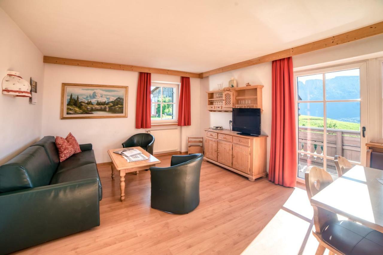 Residenz Am Kaiserweg Longostagno Екстериор снимка